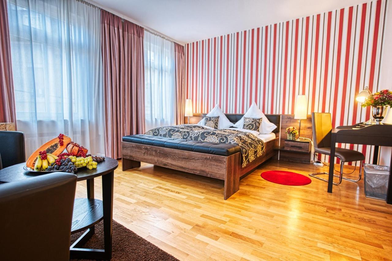 Suiten Hotel Dependance Laterne Baden-Baden Exterior photo