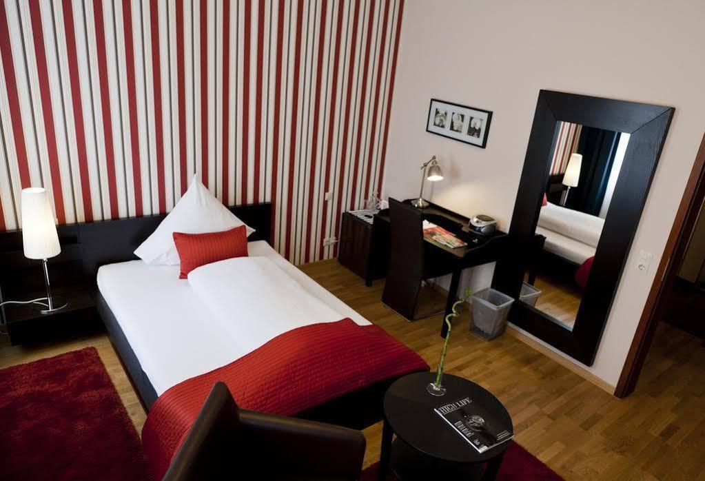 Suiten Hotel Dependance Laterne Baden-Baden Exterior photo